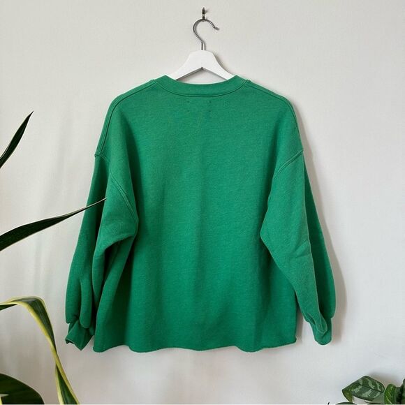 XiRENA Dayna V Neck Long Sleeve Sweatshirt in Green Leaf XS - Picture 4 of 8